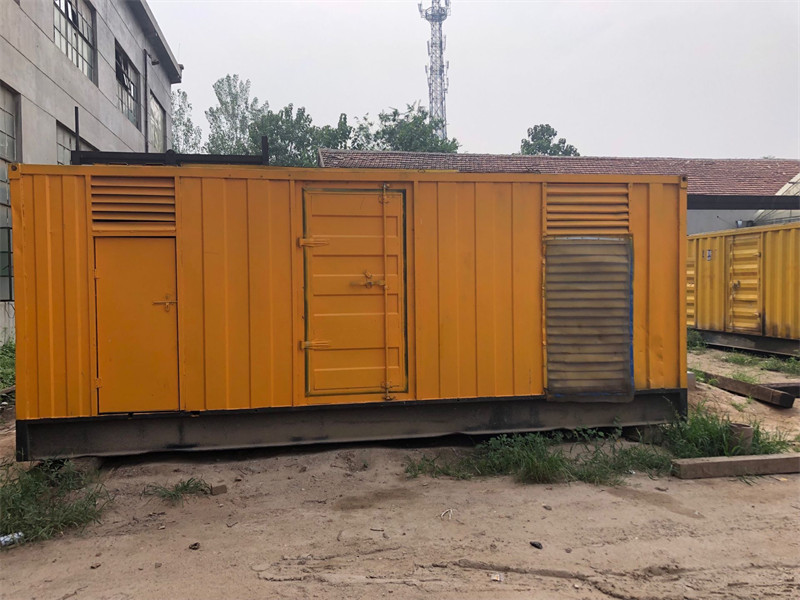 连城发电机出租进行负载测试时，电瓶电量不足的具体判断标准是什么？